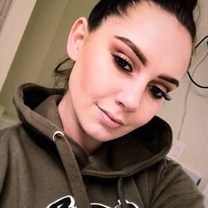 Meet your Posher, Lexie